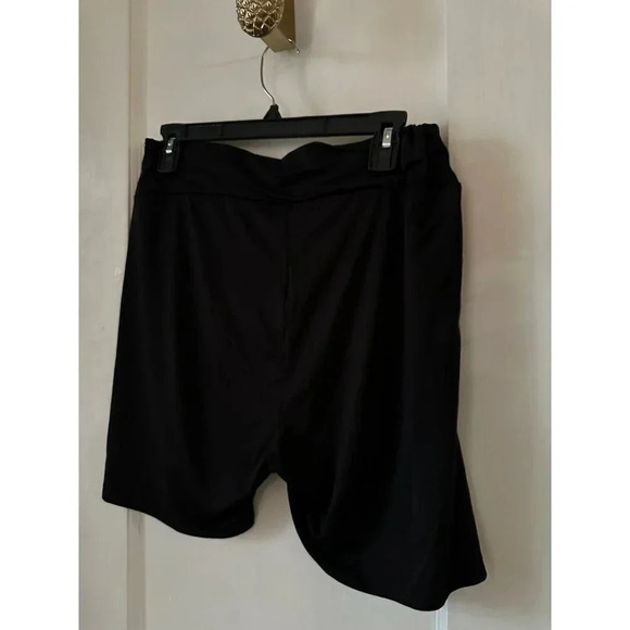 Shein Women’s size x-large black shorts - Picture 4 of 6